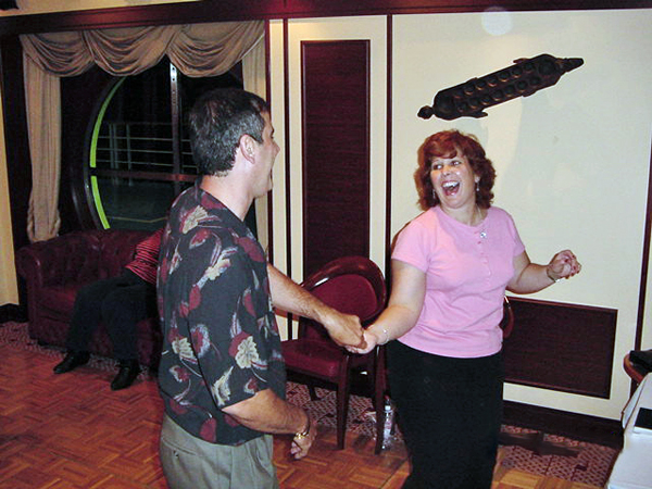 Phillip and Cindy dancing